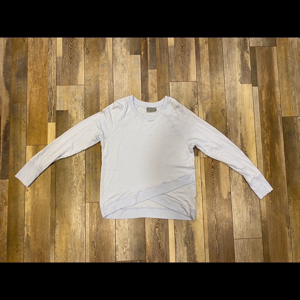 Athleta long sleeve shirt.